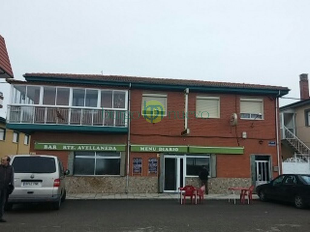 EDIFICIO COMPUESTO DE PISO DE 135 m², LOCAL DE LA MISMA SUPERFICIE CON FINCA DE 1.000 m² EN VENTA EN PUENTE VILLARENTE