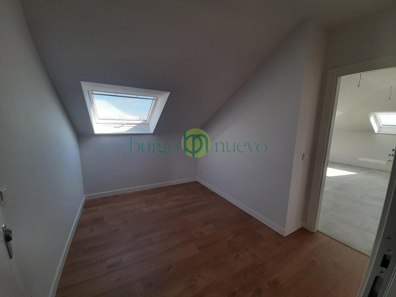 ESPECTACULAR VIVIENDA A ESTRENAR, A LOS PIES DE LA CATEDRAL - Foto 8
