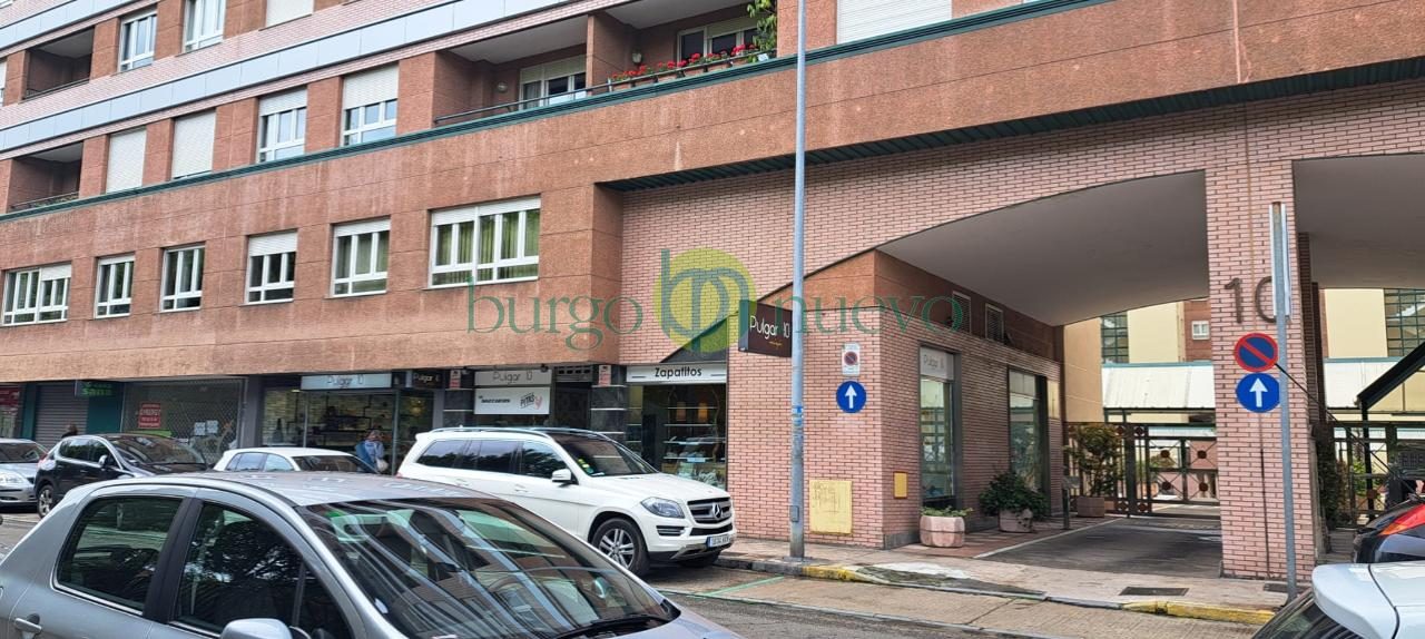 ESTUPENDA VIVIENDA JUNTO AL CORTE INGLES, CON VISTAS AL PARQUE DEL TREN - Foto 17