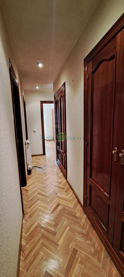 ESTUPENDA VIVIENDA JUNTO AL CORTE INGLES, CON VISTAS AL PARQUE DEL TREN - Foto 8