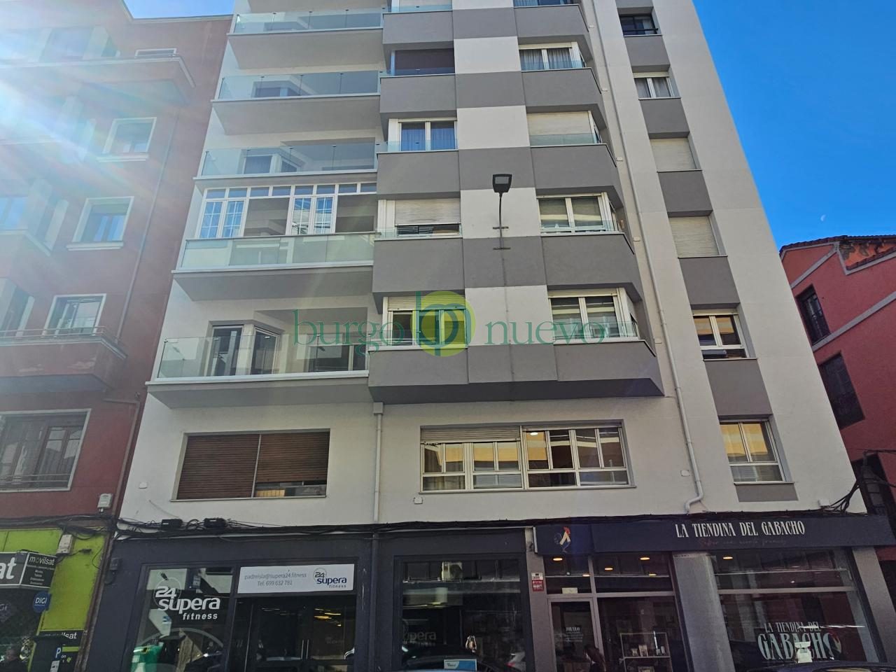 VIVIENDA EN PLENO CENTRO DE LEON, CON TERRAZA EXTERIOR!! - Foto 48