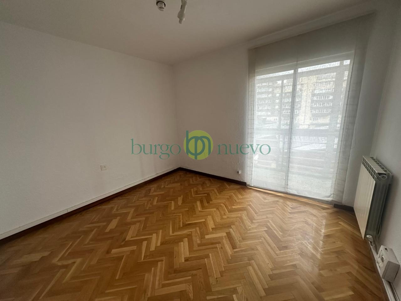 PISO EN VENTA EN ALCALDE MIGUEL CASTAÑO - Foto 2
