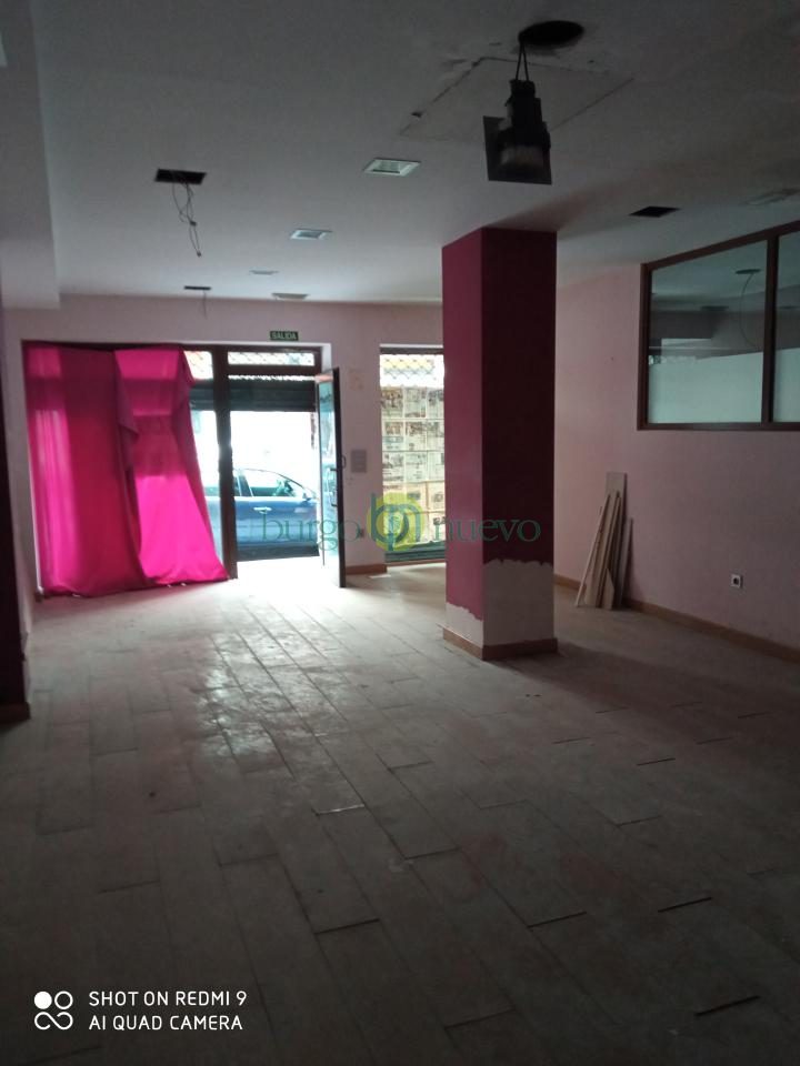 LOCAL COMERCIAL DE 25O M2 ZONA PICARA JUSTINA. MUY INTERESANTE!!! - Foto 3