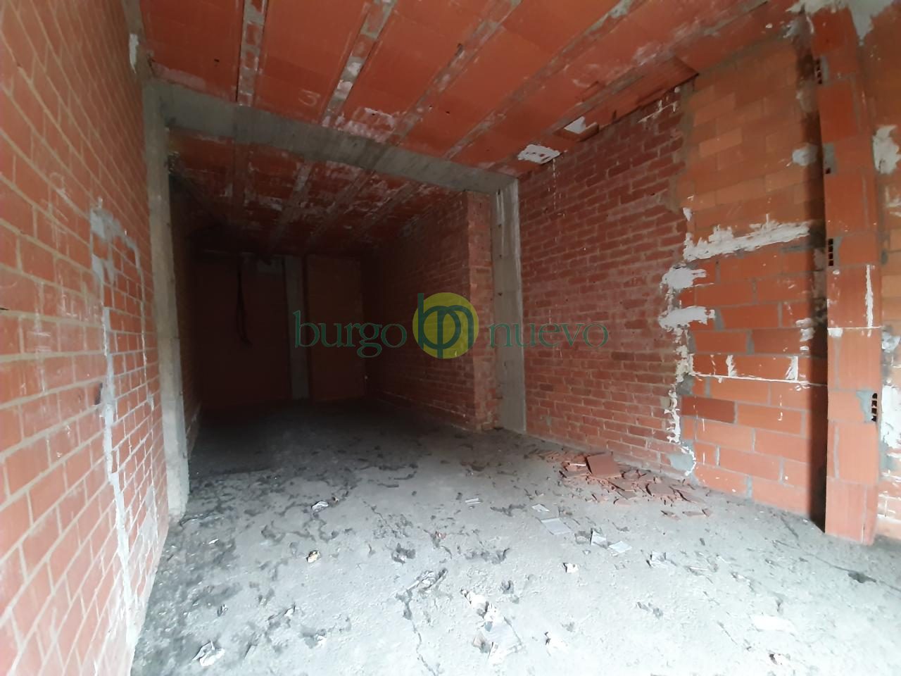 LOCAL EN VENTA JUNTO AL CORTE INGLES