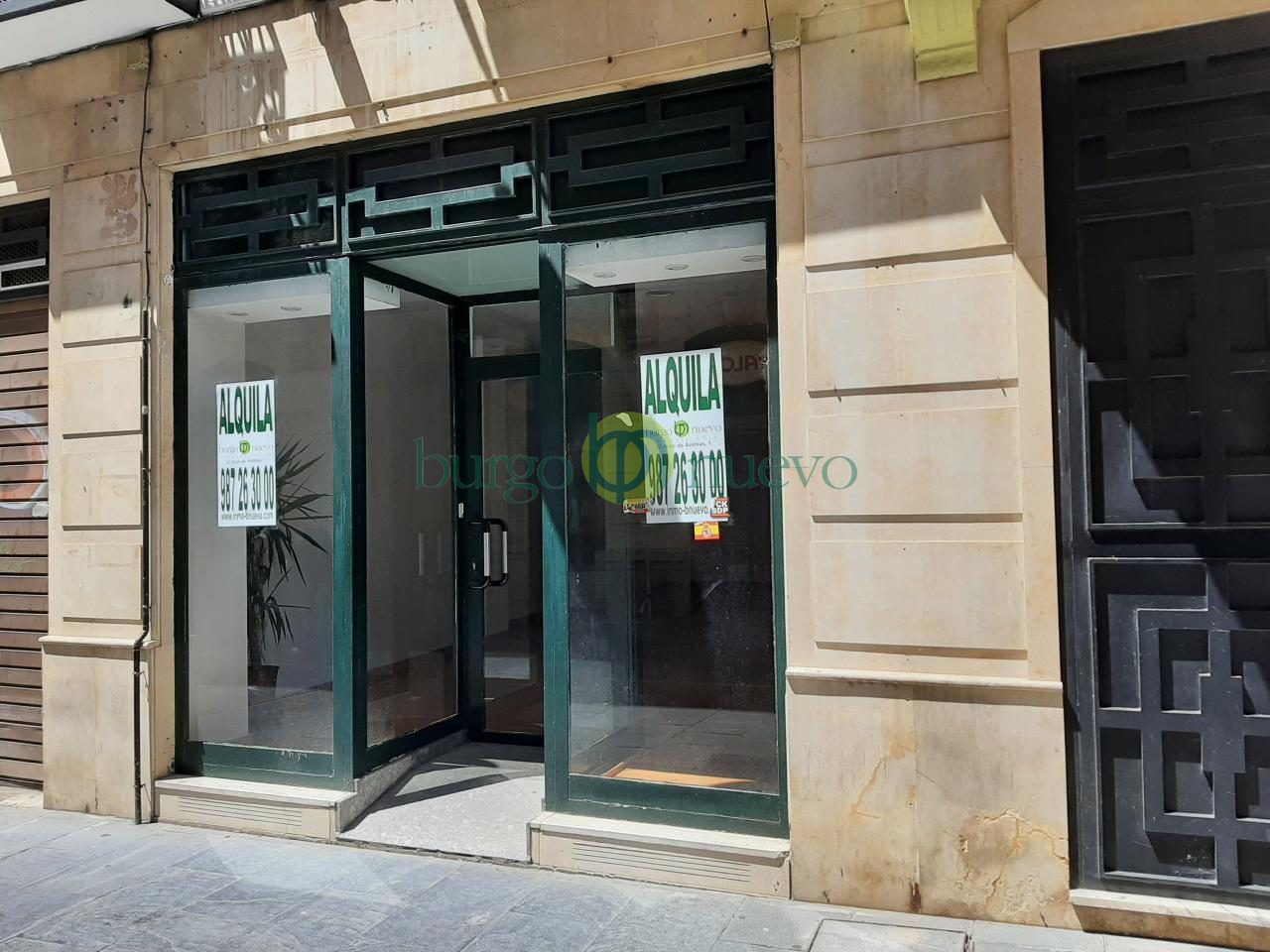 LOCAL ACONDICIONADO JUNTO CALLE ANCHA Y CATEDRAL
