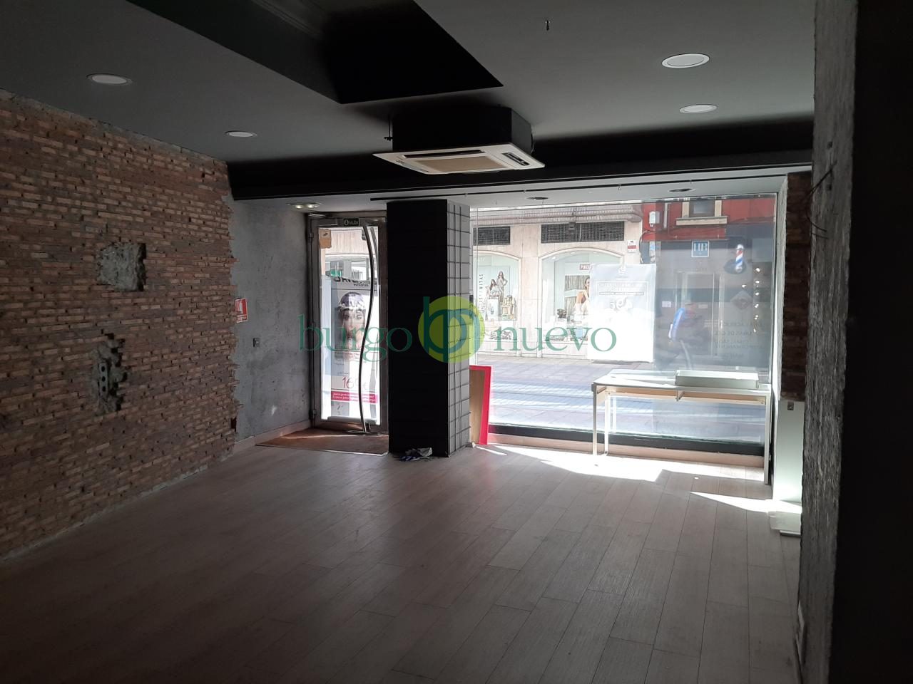 LOCAL ACONDICIONADO EN BURGO NUEVO - Foto 4