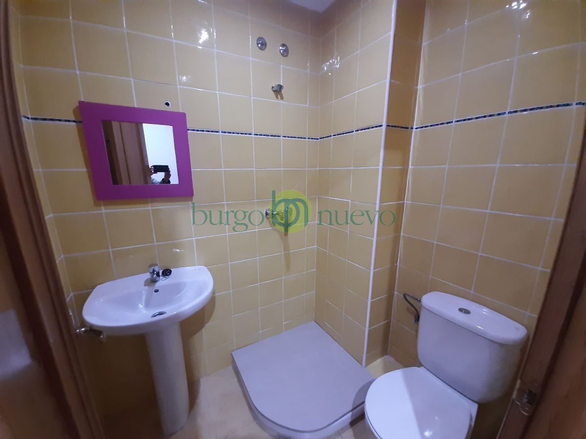 Piso en Calle Marte 6 (Trobajo del Camino) - Foto 10