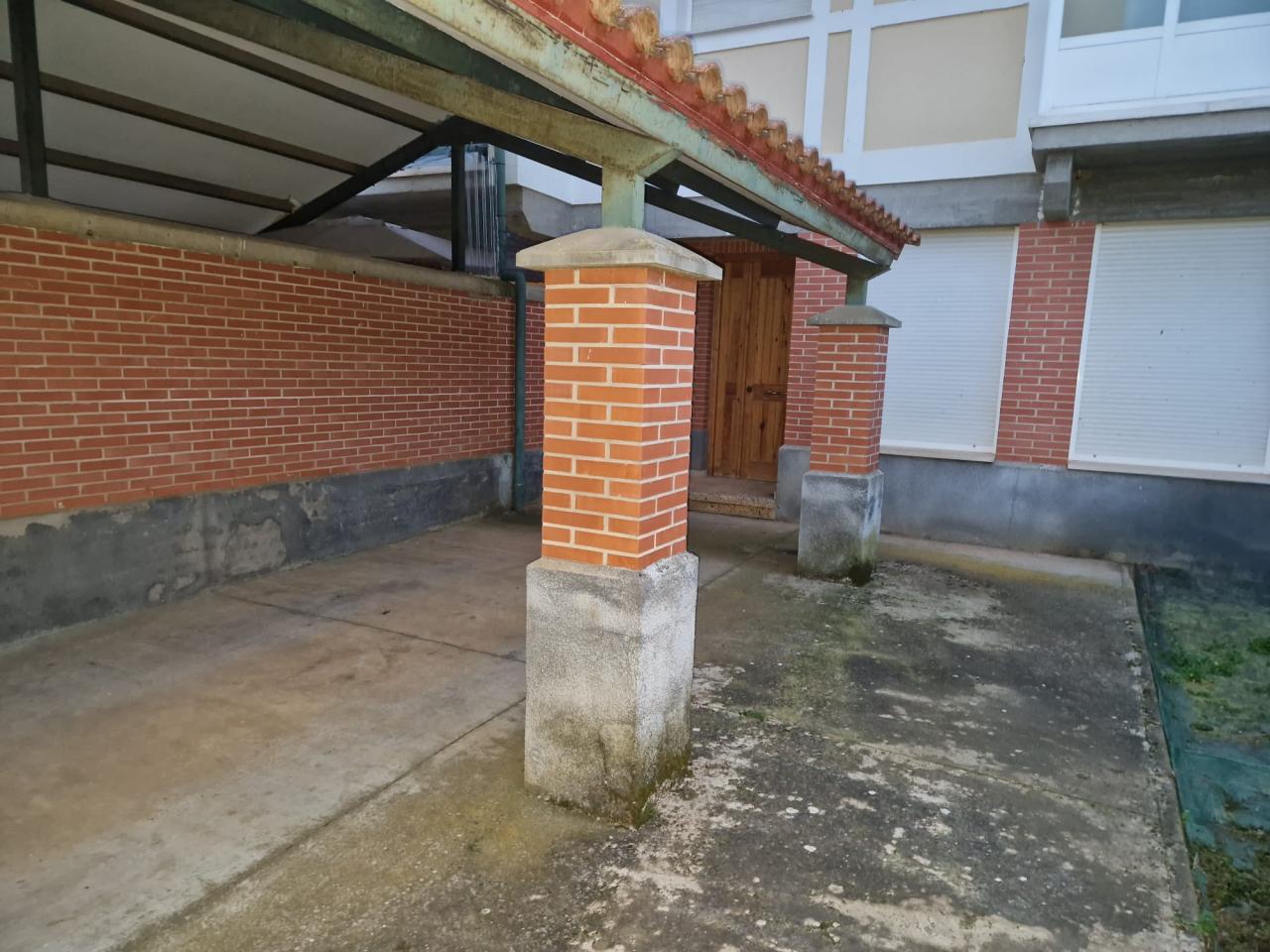 VENTA DE UNA CASA EN ALIJA DEL INFANTADO (LEON)