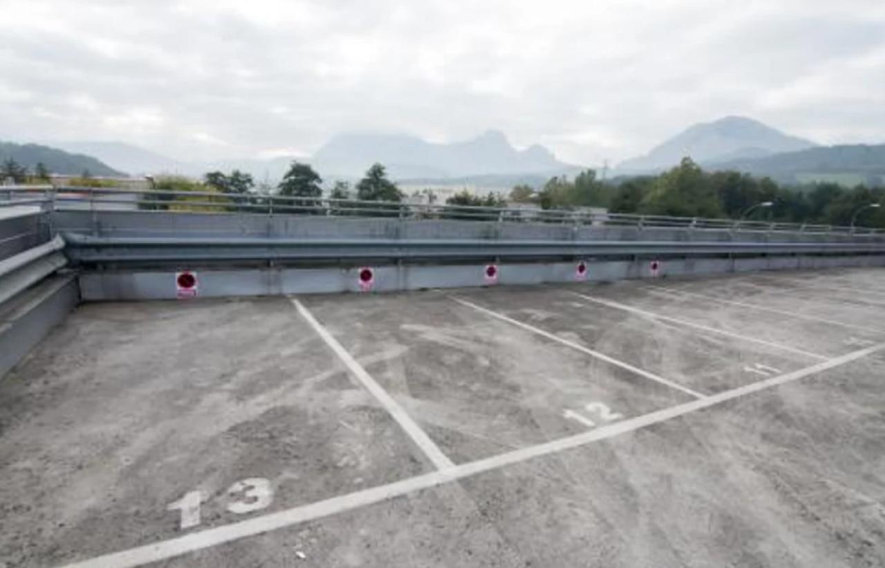 VENTA DE GARAJE EN DURANGO, BILBAO