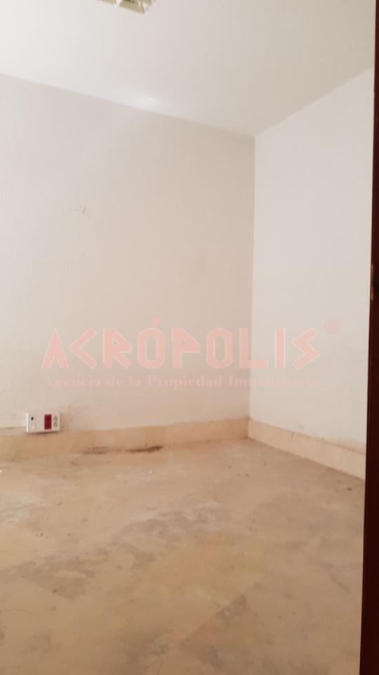 VENTA DE LOCAL EN VILLARDECIERVOS