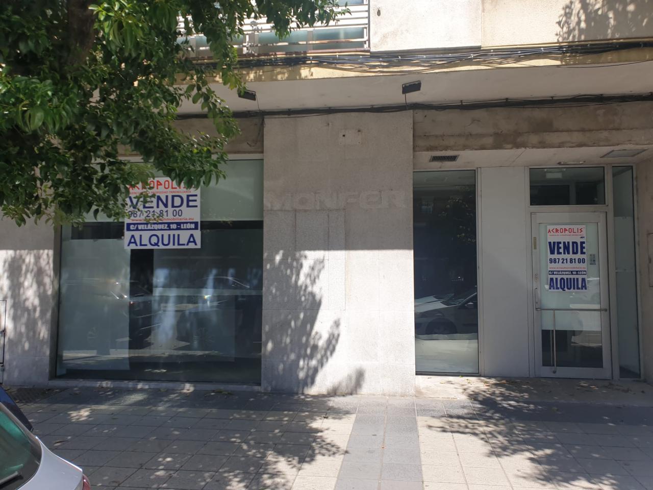 VENTA DE LOCAL EN FERNANDEZ LADREDA, LEON