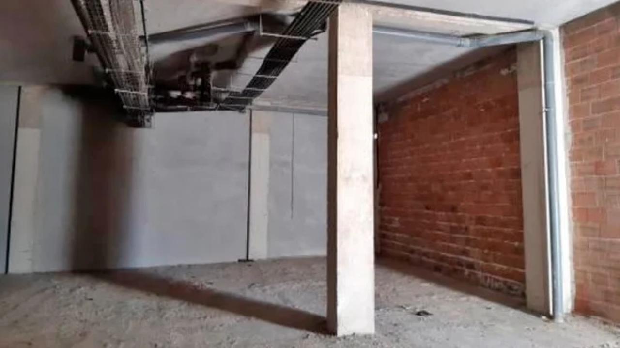 LOCAL COMERCIAL EN VENTA EN LA CALLE NACIONES UNIDAS, VITORIA-GASTEIZ