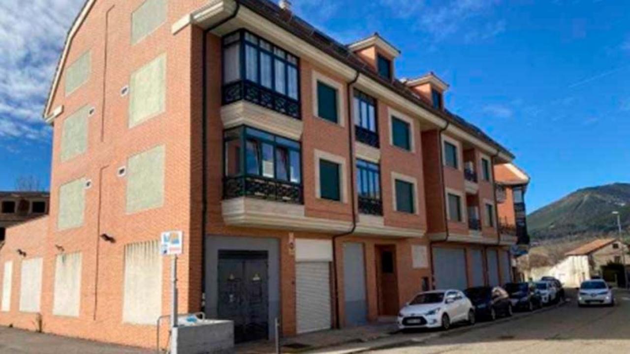 VENTA DE OFICINA EN BOÑAR, LEON