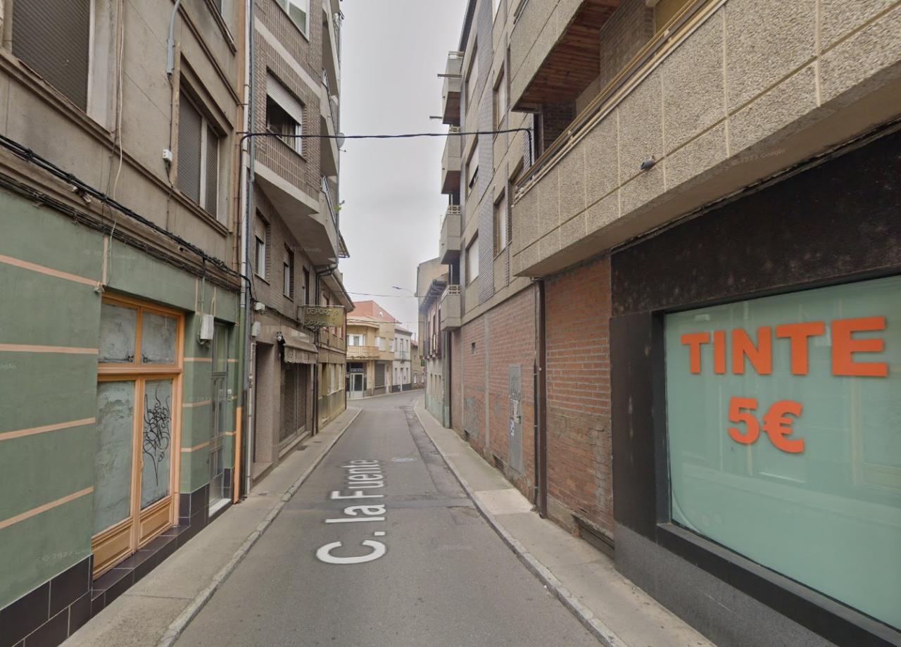 VENTA DE LOCAL EN LA BAÑEZA