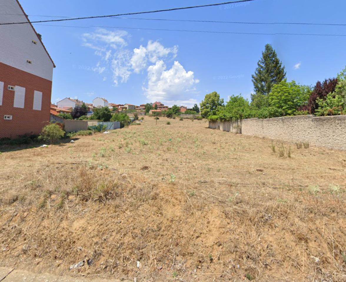 VENTA DE SUELO URBANO EN VILLAQUILAMBRE