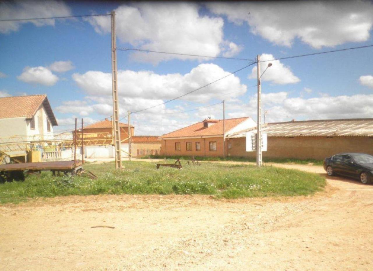 VENTA DE SOLAR EN BELVER DE LOS MONTES