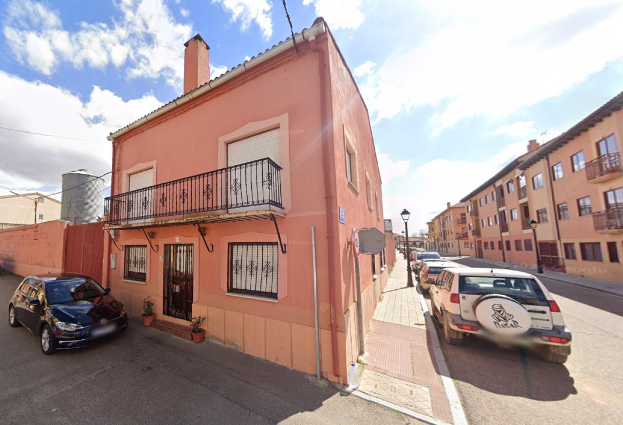 VENTA DE SOLAR EN TORO