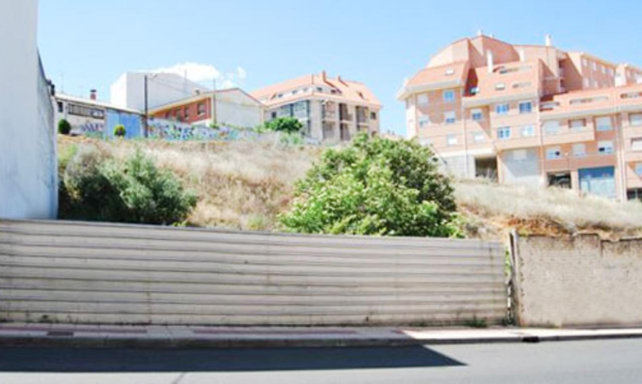 VENTA DE SOLAR EN BENAVENTE