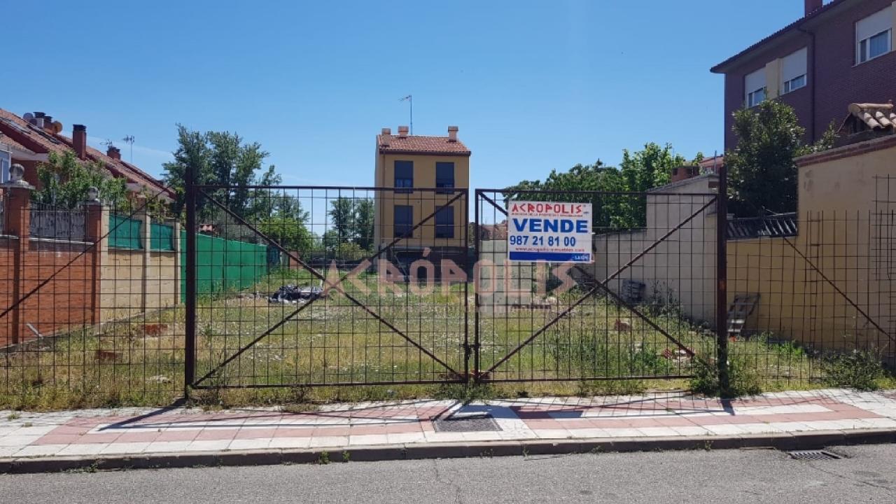 VENTA DE SOLAR EN TROBAJO DEL CAMINO