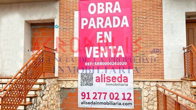 OBRA PARADA EN VENTA EN DE LA UA, VALDEFRESNO - Foto 4